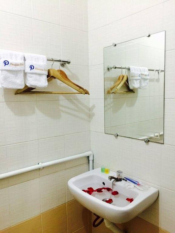 Pandora Motel Γιανγκόν Εξωτερικό φωτογραφία